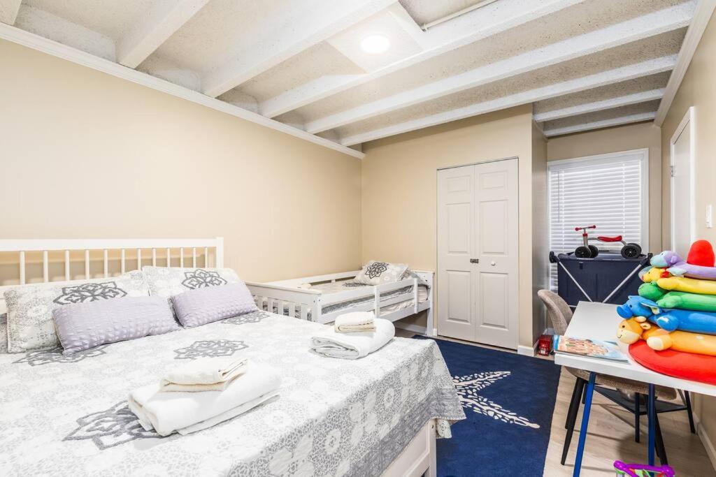 شقة Jada Buildingnewly Remodeled, Pool آوشين سيتي المظهر الخارجي الصورة